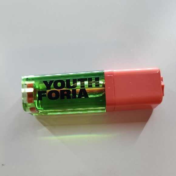 Youthforia Green and Coral Lip Oil - Picture 1 of 5